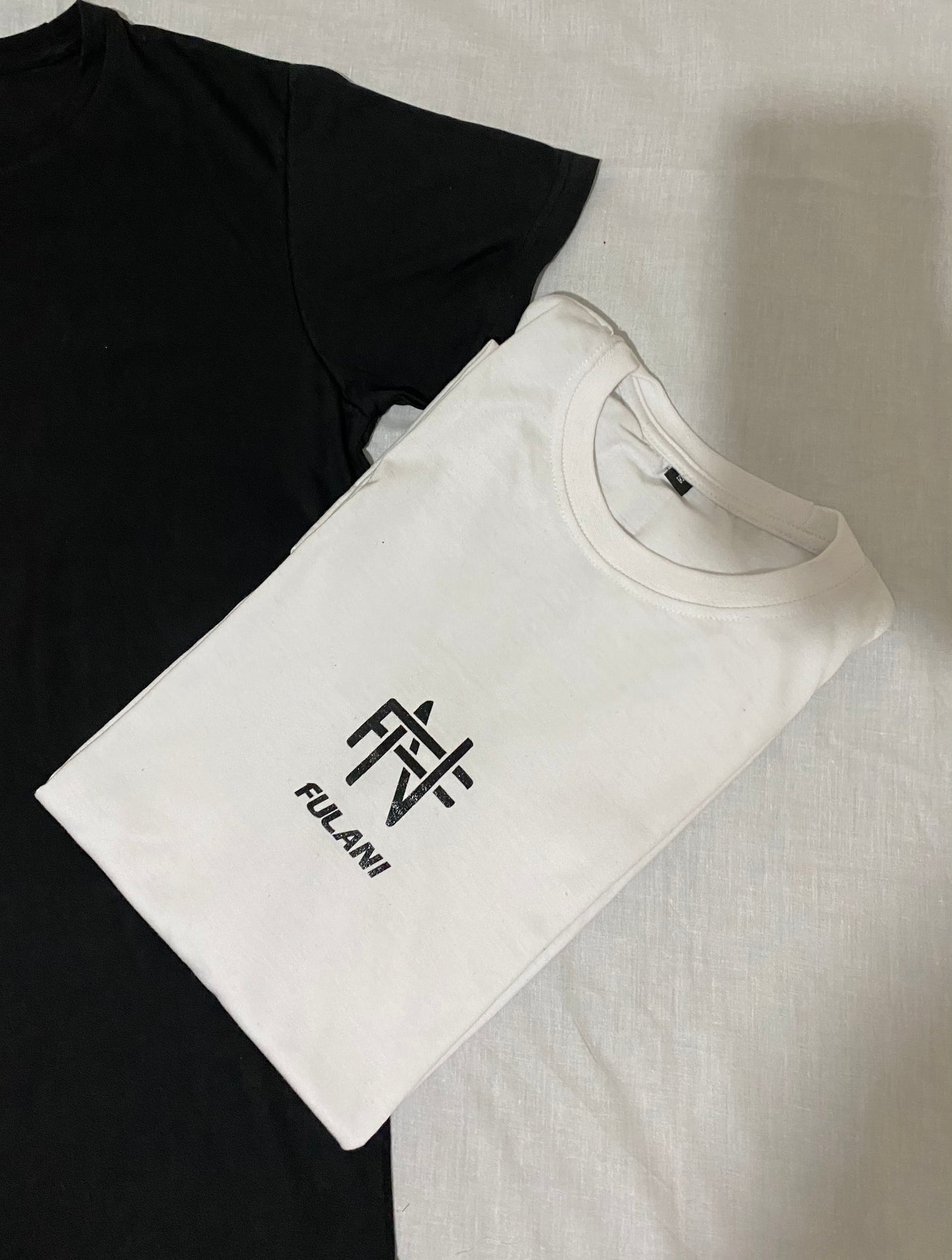 FN LOGO TEE WHITE /BLACK | FN Logo Tee White/Black | Stylish T-shirt with Logo Design | FULANI